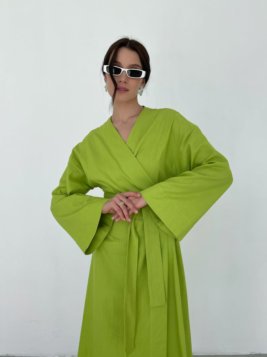 Лляна сукня-кімоно