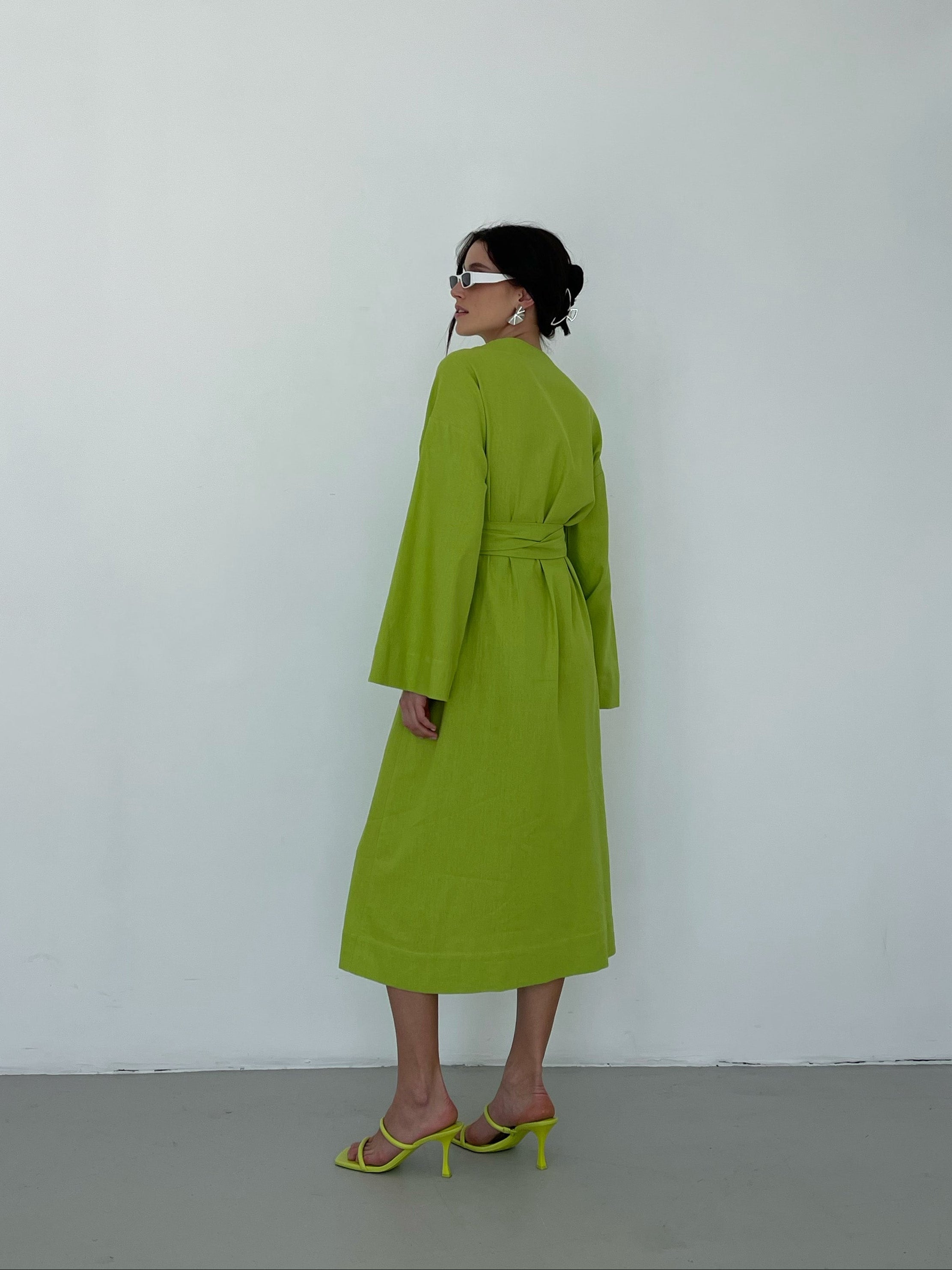 Лляна сукня-кімоно