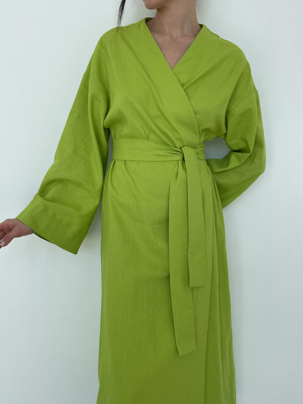 Лляна сукня-кімоно