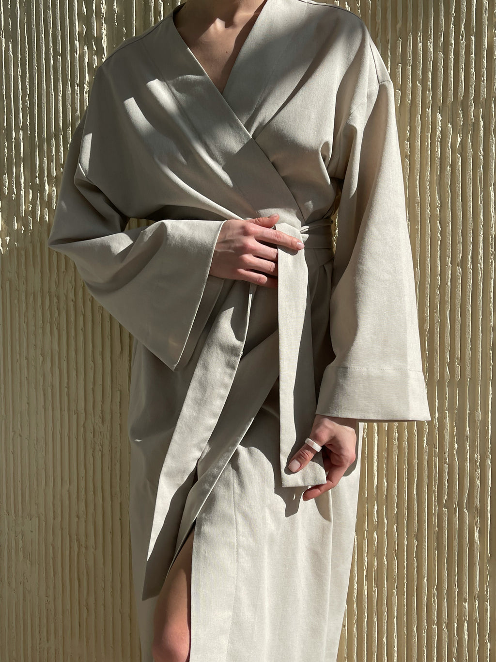 Лляна сукня-кімоно