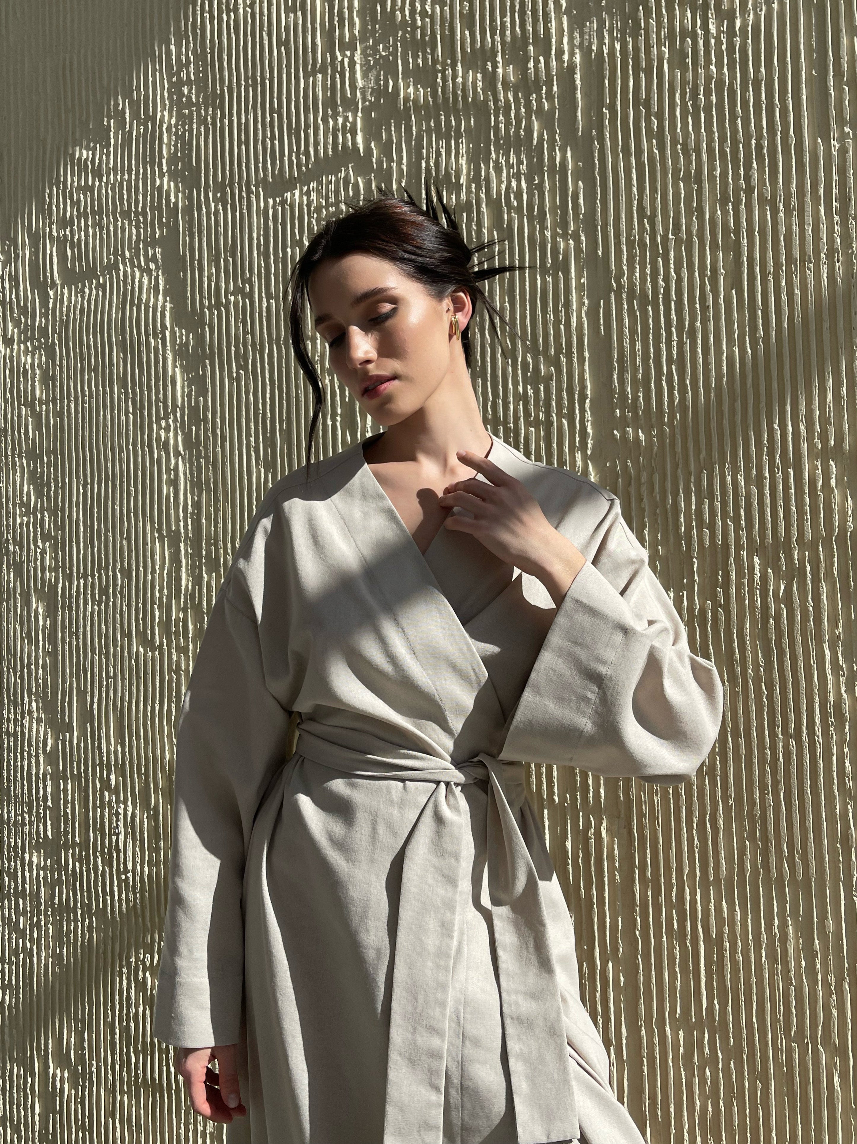 Лляна сукня-кімоно