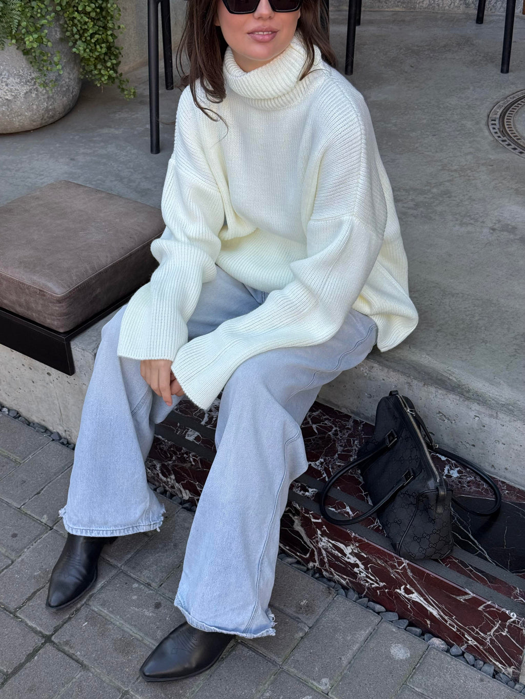 Об'ємний светр Cozy