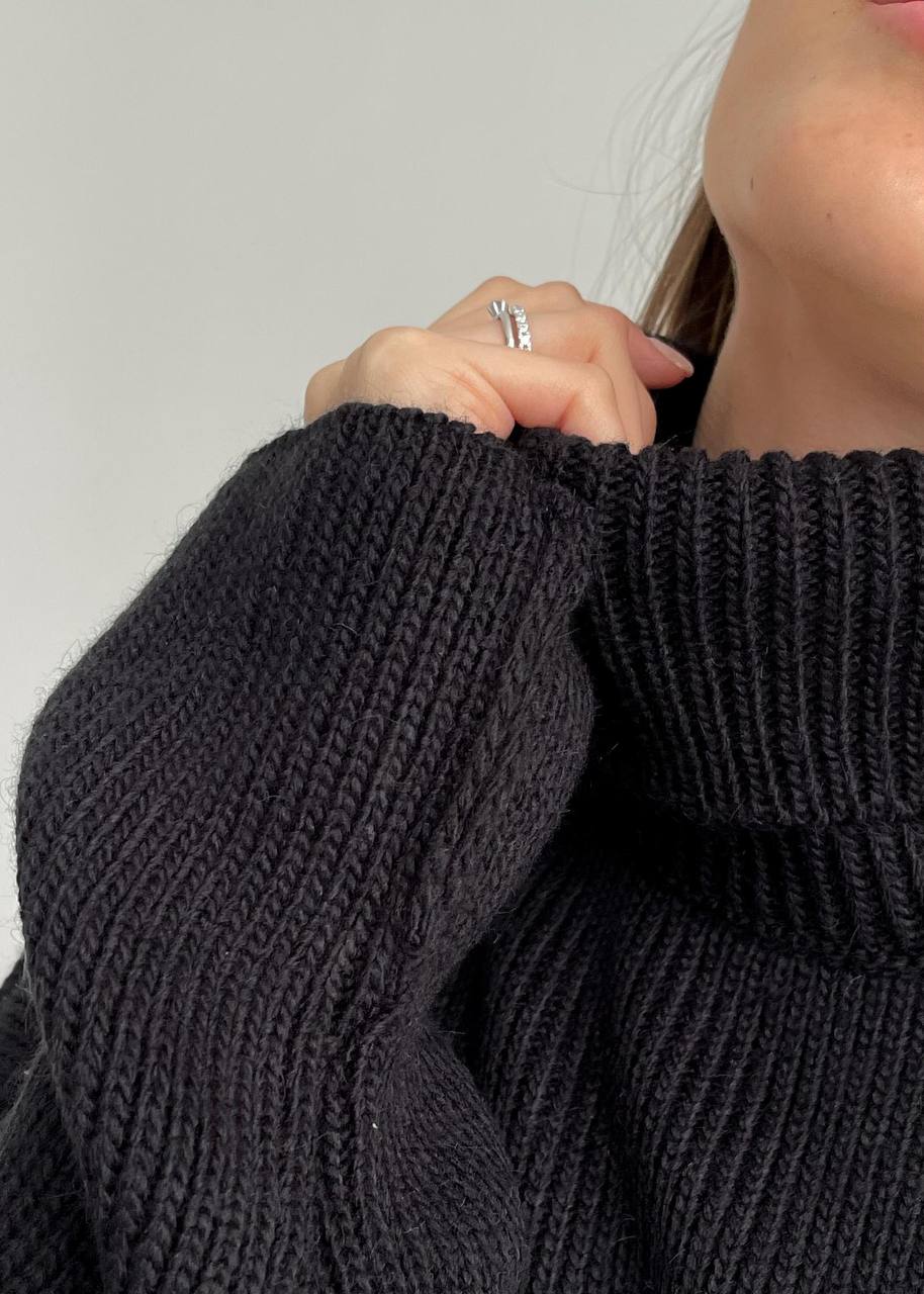 Об'ємний светр Cozy